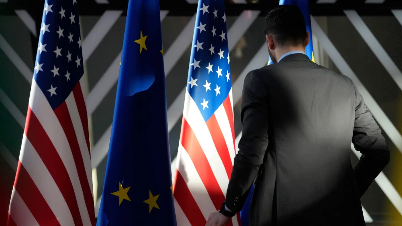 phan-tich-kinh-te-euro-my.png phan-tich-kinh-te-euro-my.png