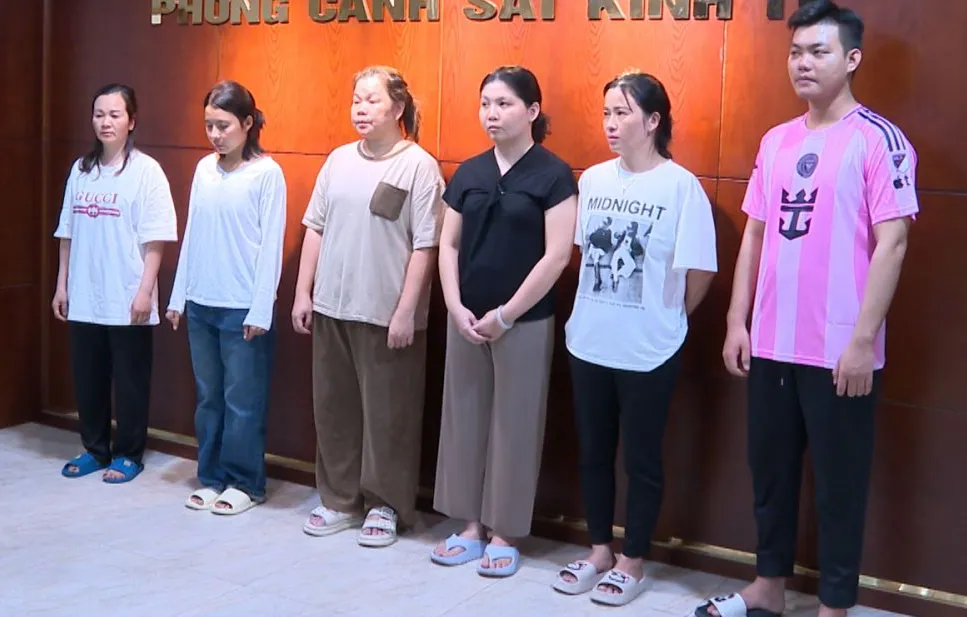 nhom-doi-tuong-2.png