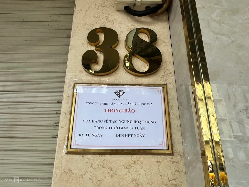 tiem-vang-ngoc-tam-dong-cua.png tiem-vang-ngoc-tam-dong-cua.png