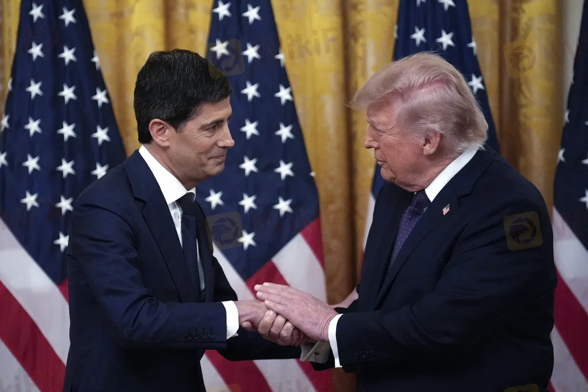 trump vs fed.jpg