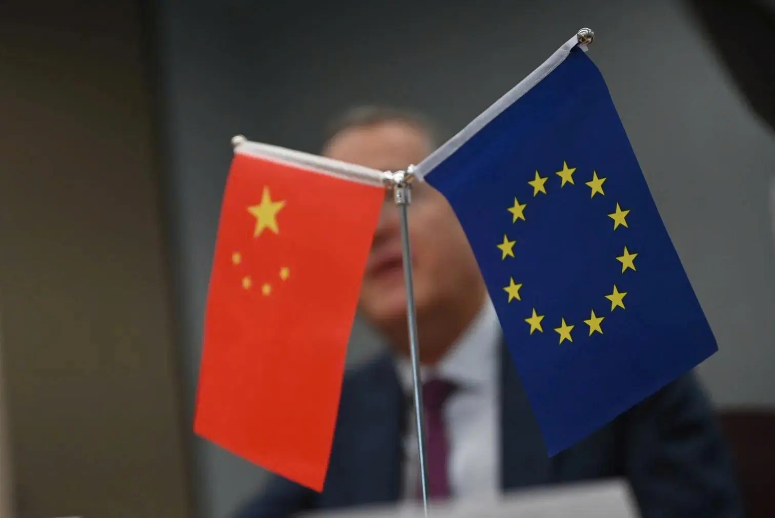 Tiến thoái lưỡng nan: Cuộc chiến thương mại EU-Trung Quốc đang đến gần