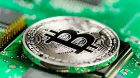 البيتكوين يتحرك في نطاق سعري ضيق مع تزايد مخاطر التصفية