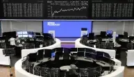 Bolsas da Europa recuam com Oriente Médio e expectativa por decisão do BCE