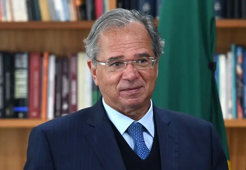 Revolut nomeia Paulo Guedes para integrar conselho consultivo no Brasil