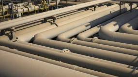Paralisação em oleoduto saudita pode cortar 4% do abastecimento de petróleo