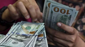 Dólar hoje sobe à espera do discurso de Kevin Warsh em Jackson Hole