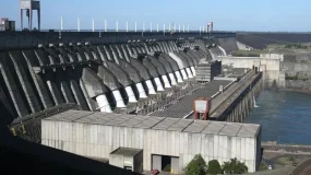 Governo altera portaria para viabilizar importação de energia do Paraguai