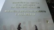 Governo apresenta PLOA 2027 com despesas de R$ 2,8 tri e superávit primário