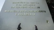 Governo apresenta PLOA 2027 com despesas de R$ 2,8 tri e superávit primário