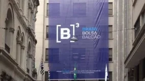 Estrangeiros trouxeram R$ 13 bi para Bolsa em uma semana, após 1º turno das eleições