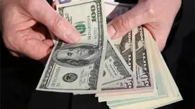 الدولار يتجه لتحقيق مكاسب أسبوعية مع ترقب تصريحات كيفن وارش