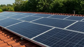 Demanda por equipamentos solares cai quase pela metade no 1º semestre
