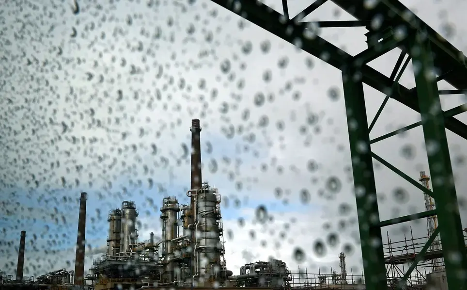 Petrobras, PRIO e PetroRecôncavo lideram ganhos do Ibovespa com alta do petróleo