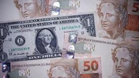 Dólar hoje sobe a R$ 5,21 sob influência do exterior e de nova pesquisa