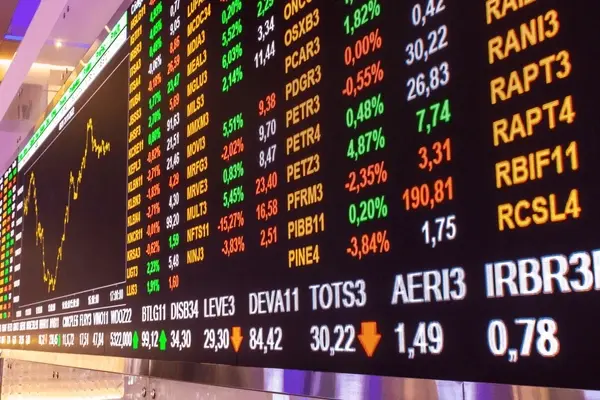 Índice de ADRs brasileiros abre dia com leve alta, na contramão de índices de NY