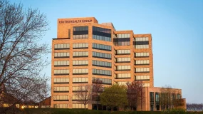 UnitedHealth supera expectativa de lucro e eleva projeção anual