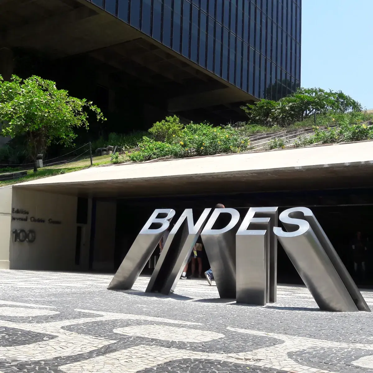 BNDES aprova R$ 46 bilhões em crédito para infraestrutura no semestre