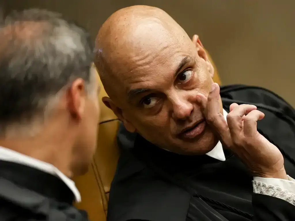Alexandre de Moraes assume presidência temporária do STF nesta sexta