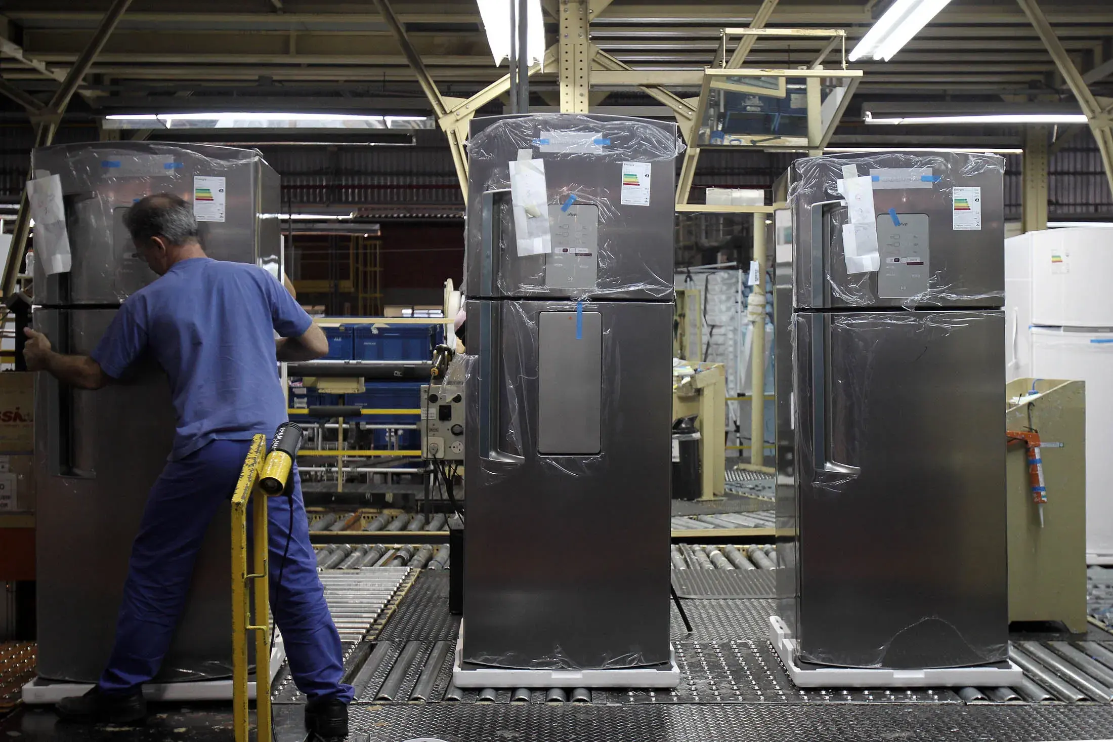 Dona da Brastemp, Whirlpool tem queda nas vendas no 2º tri e reduz projeção de lucro