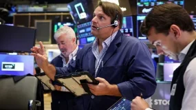 Wall Street fecha em queda após alta nos preços do petróleo