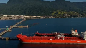 Brasil supera Arábia Saudita e vira 2º fornecedor de petróleo à China