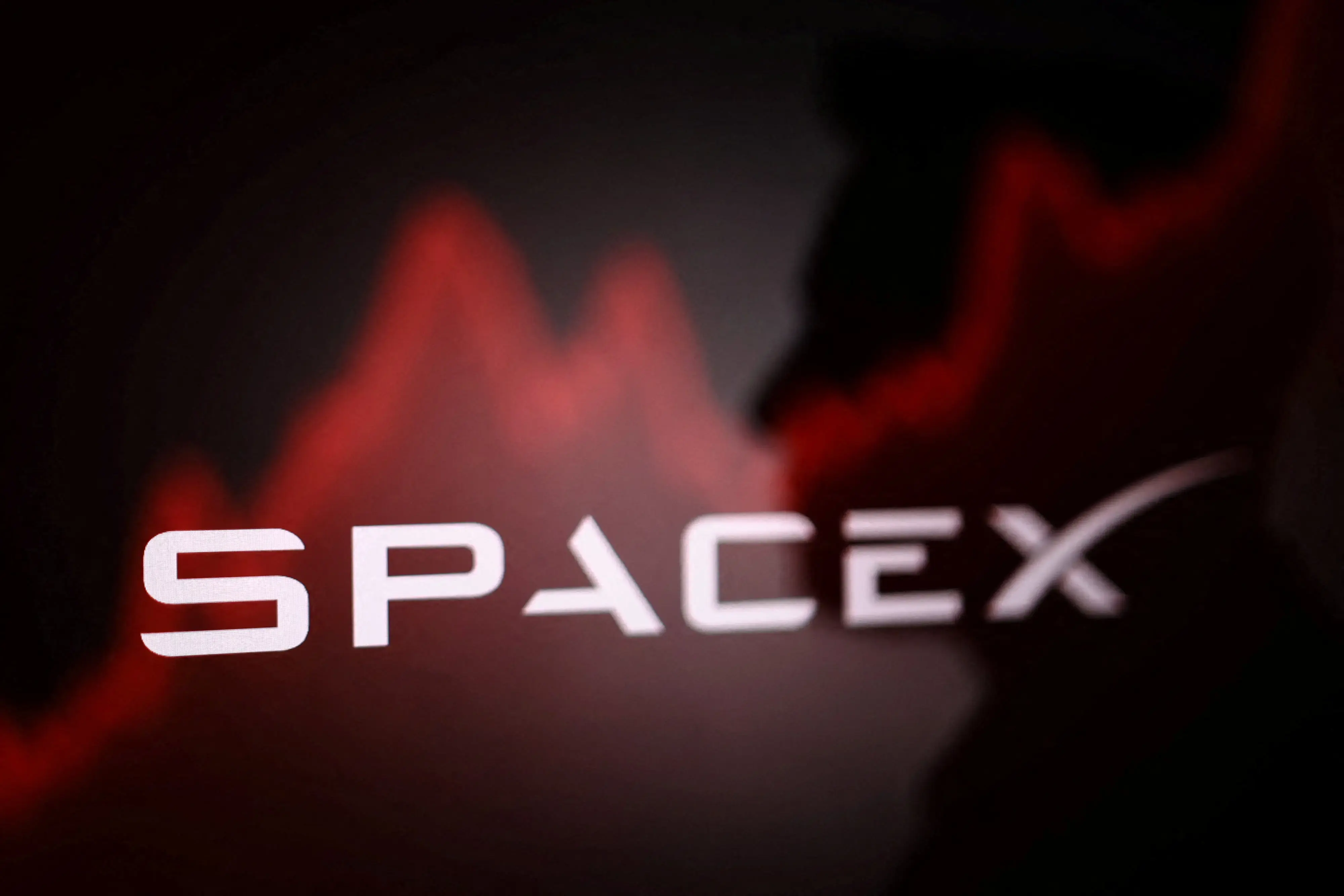 SpaceX: ações disparam mais de 8% nesta segunda após estreia recorde em Wall Street