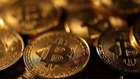 Criptomoedas: bitcoin tem leve alta sem maiores catalisadores e termina mês com ganho de 25%
