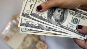 Real despenca frente ao dólar após reeleição de Lula