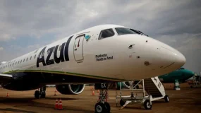 Azul anuncia financiamento de até R$ 2 bi para combustível de aviação
