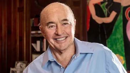 Joe-Lewis.jpg Joe-Lewis.jpg