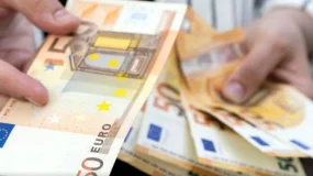 事件分析 | 欧元在与美元平价的边缘摇摇欲坠 欧洲央行的处境已经非常非常困难