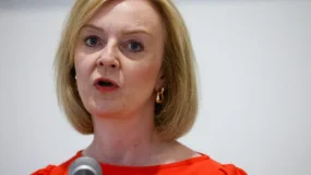 事件分析 | 特拉斯成为英国首相后 “英镑危机”的风险正在上升