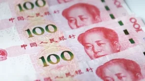 事件分析 | 人民币兑美元大幅走低  后续人民币汇率如何走？