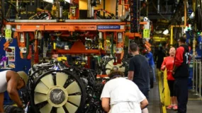 数据分析 | 美国10月份Markit PMI数据再次减弱 利率上升和高通胀影响还在